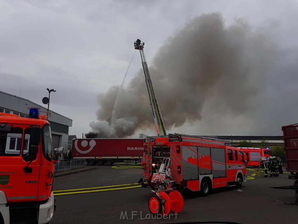 Feuer 4 Bergisch Gladbach Gronau Am Kuhlerbusch P003.jpg